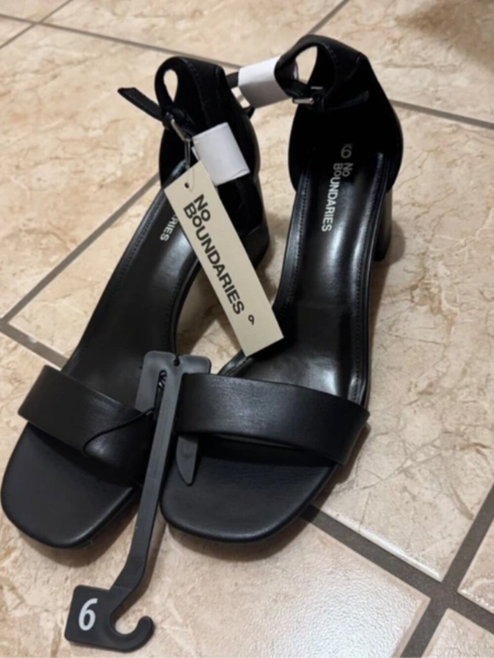 Mini heels